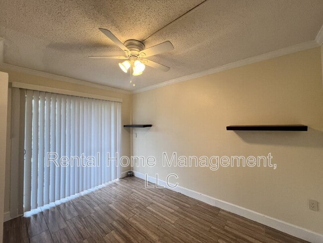 Building Photo - 139 Oyster Bay Cir