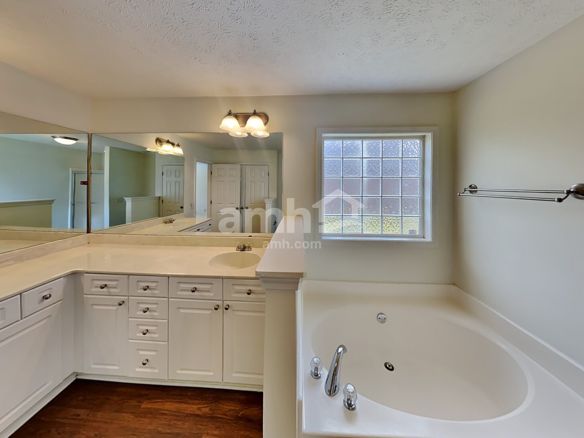 Building Photo - 441 Remington Ave