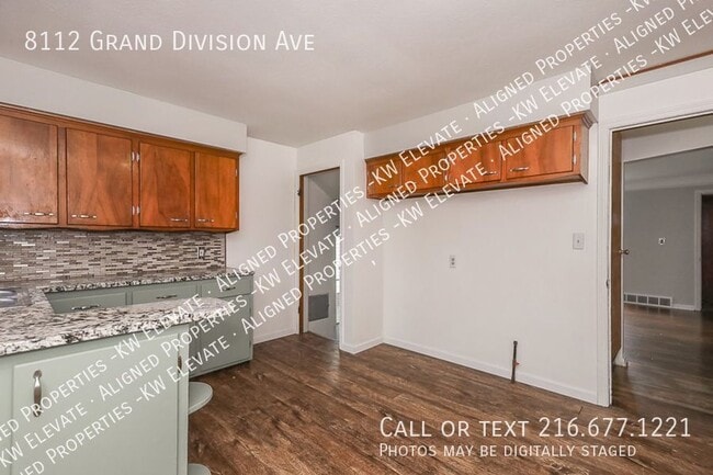 Building Photo - 8112 Grand Division Ave