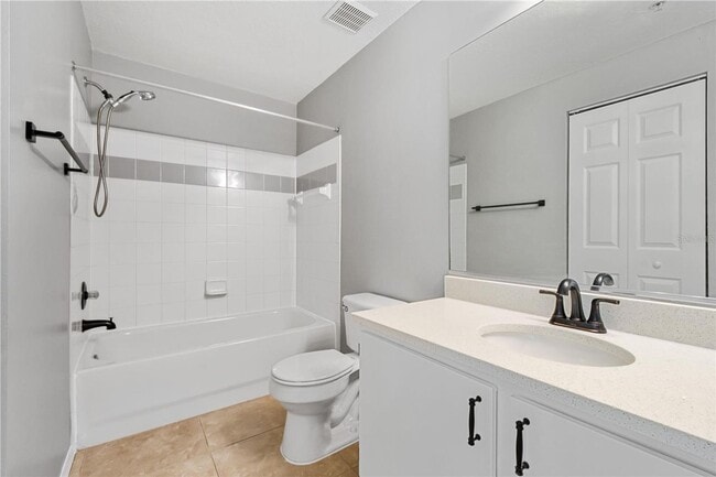 Building Photo - 5610 Pinnacle Heights Circle - #306