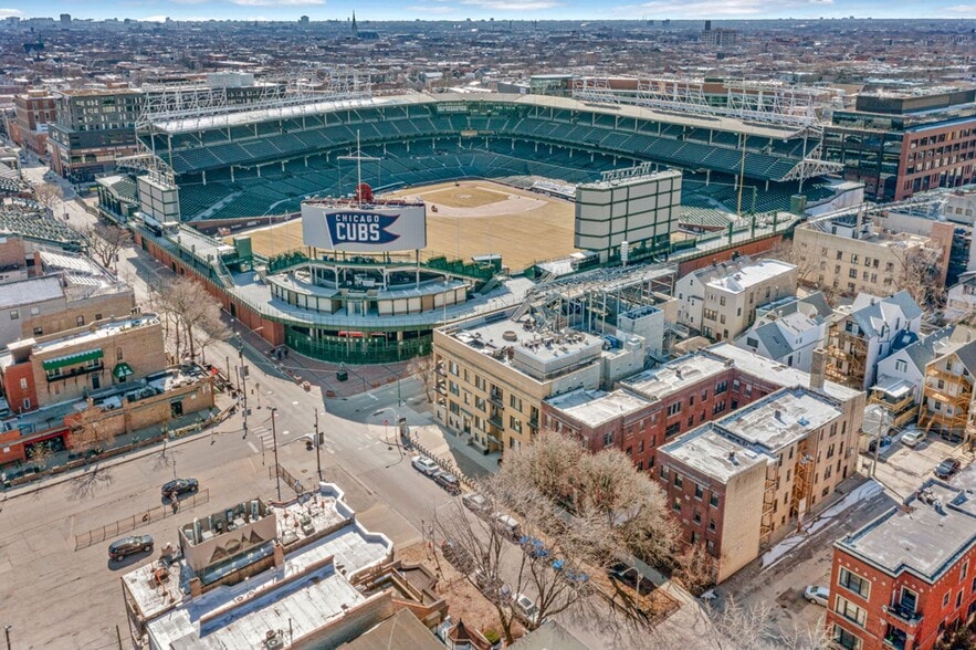 Building Photo - 3706 N Sheffield Ave