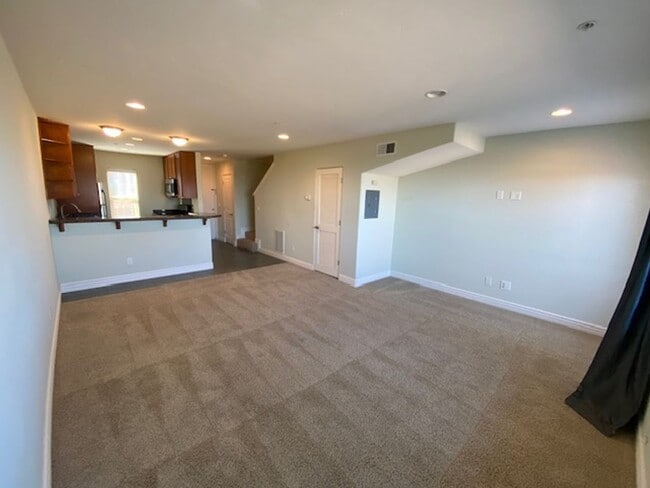 Building Photo - 172 Mar Vista Dr