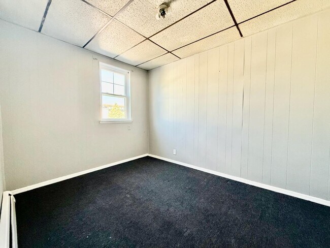 Building Photo - 341 Lembeck Ave
