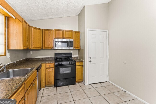 Building Photo - 1152 Holly Hills Dr SW