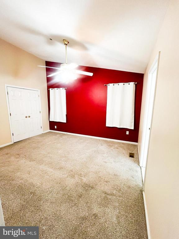 Building Photo - 141 Spencer Cir