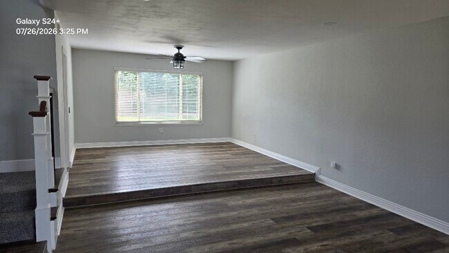 Building Photo - 13678 San Juan Ct