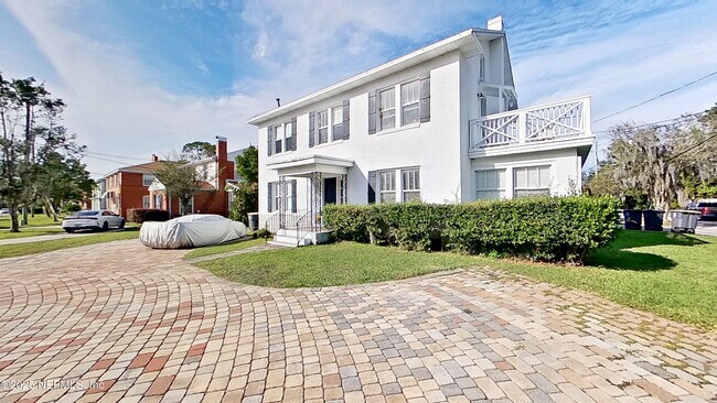 Building Photo - 1279 Belmont Terrace