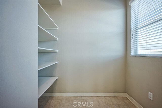 Building Photo - 661 Sawyer Pl