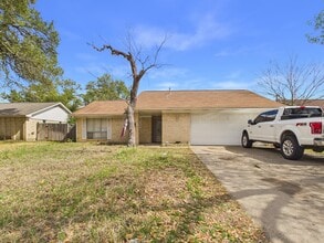 Building Photo - 1813 Langford St