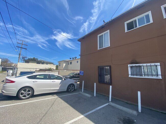 Building Photo - 5067 20th St