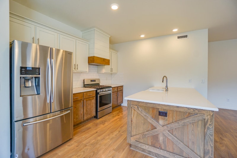 Building Photo - 9611 NE 169th Ave