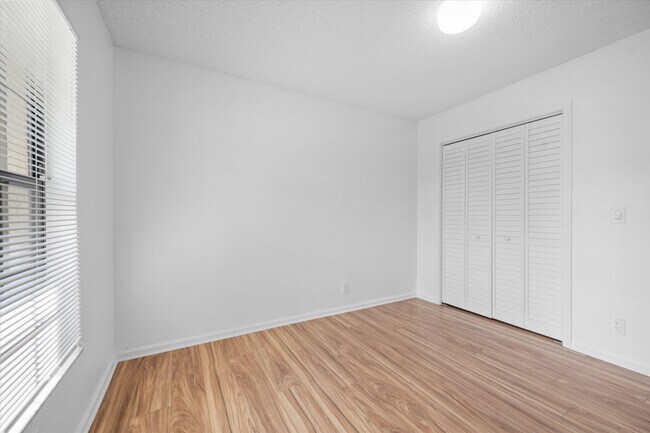 Building Photo - 13511 Jonquil Pl