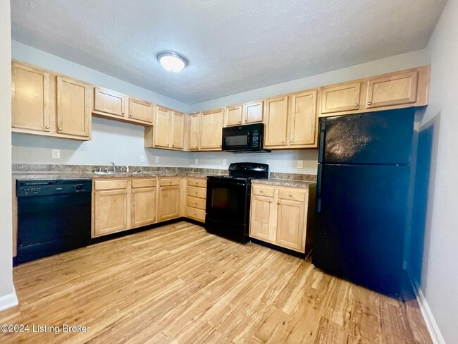 Building Photo - 6800 Crawford Crossing Pl