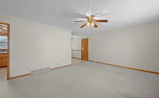 Building Photo - 813 NE 86th St