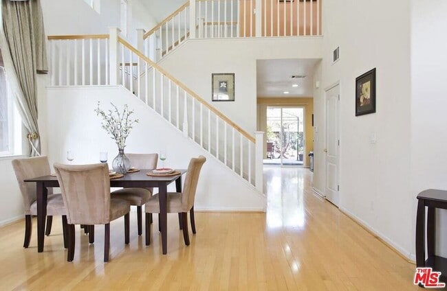 Building Photo - 149 Orchard Park Pl