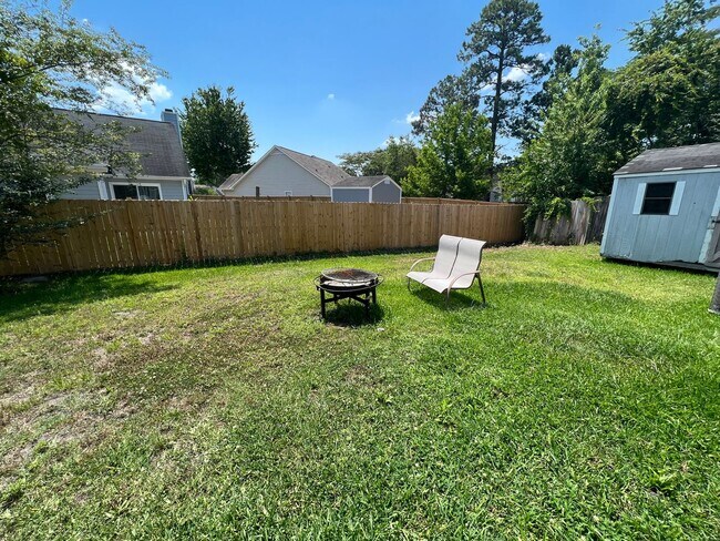 Building Photo - Charming 3 Bedroom, 2 Bath Home in Ogden!