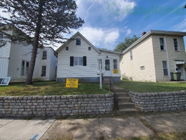 Primary Photo - 824 S 6th St