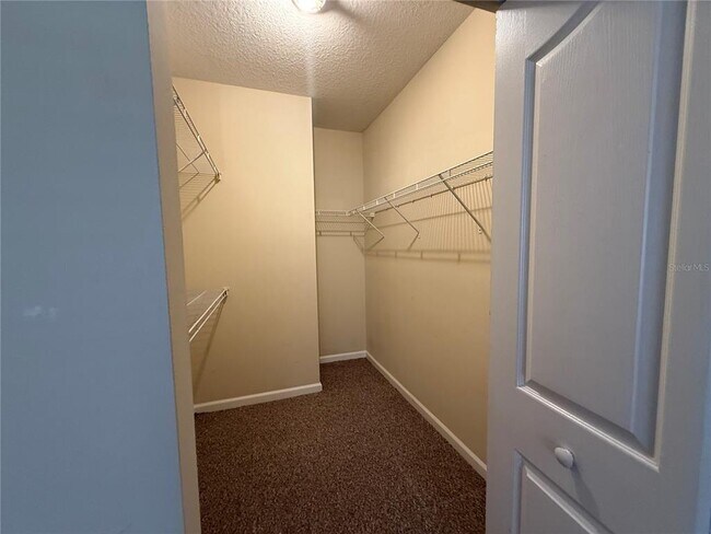 Building Photo - 4207 S Dale Mabry Hwy