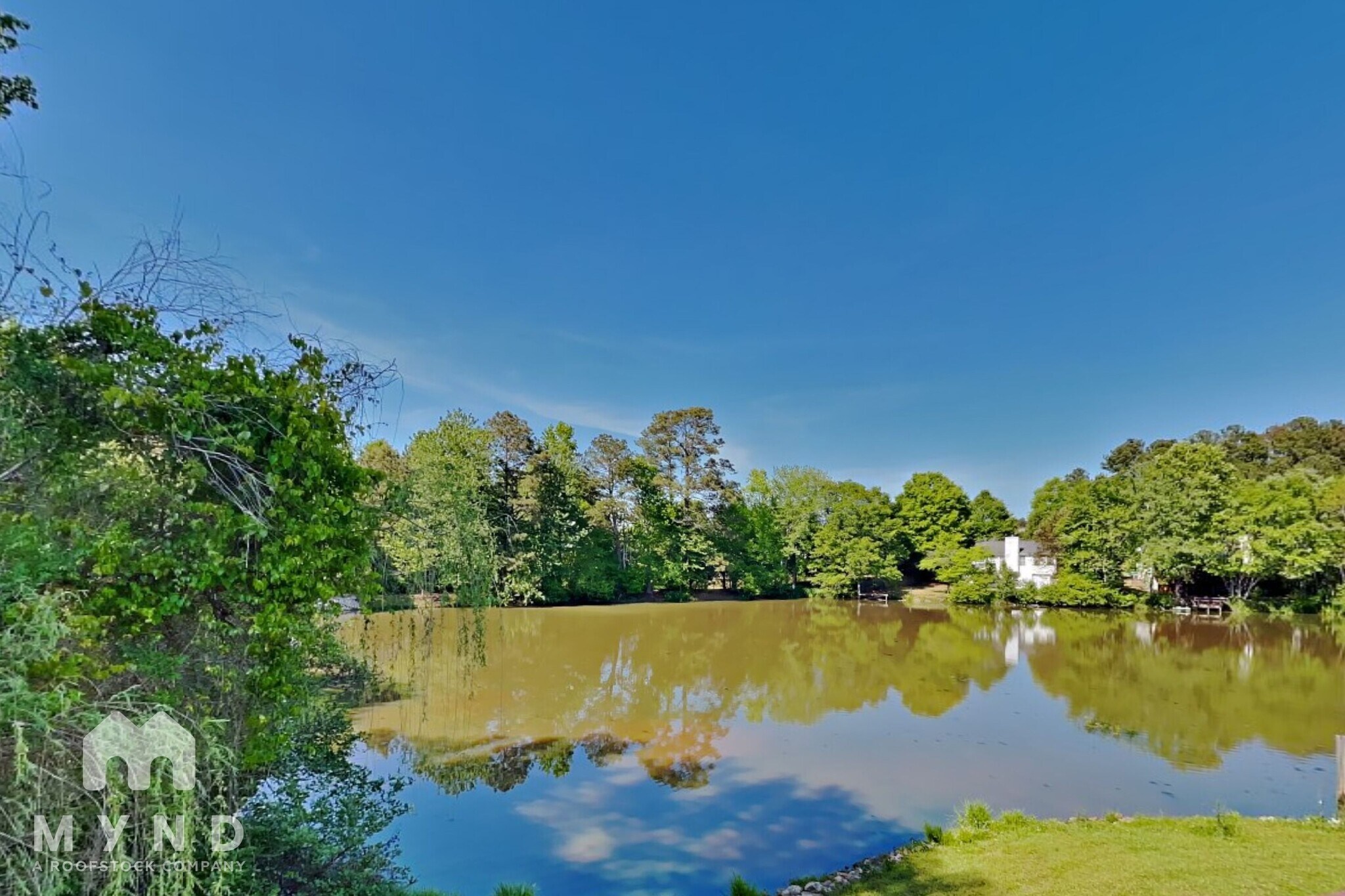 Building Photo - 534 Lakecourt Dr