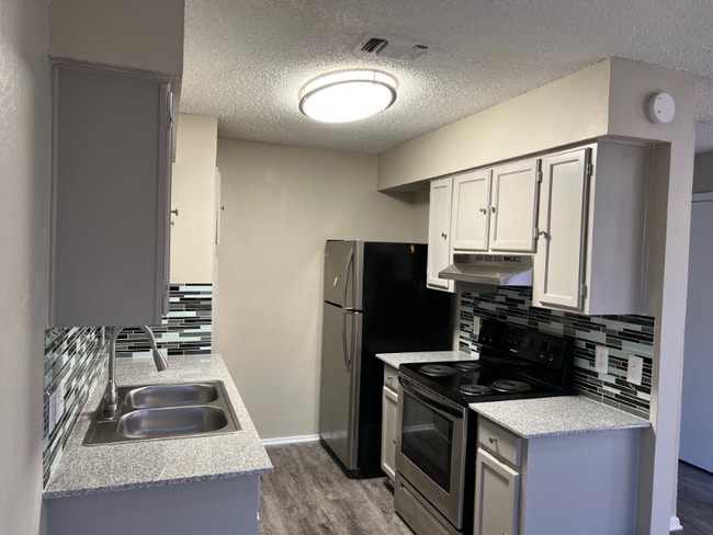 Building Photo - 3012 Sappington Pl