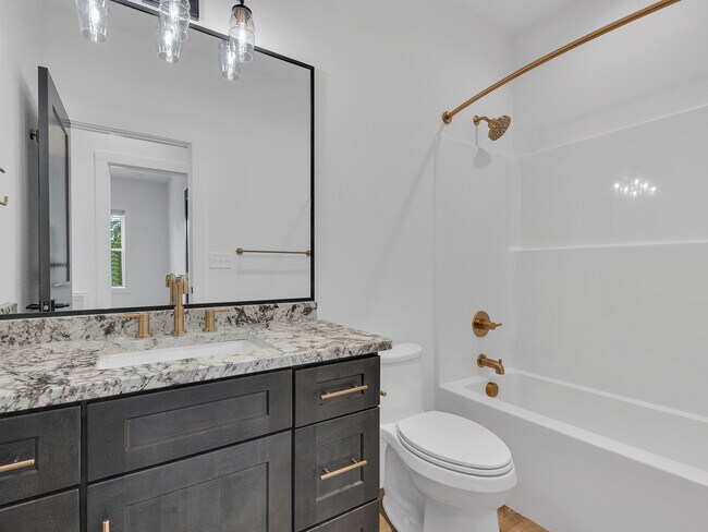Building Photo - 252 River Valley Cir