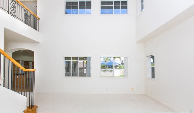 Building Photo - Mililani Mauka - 4bdrm/3bath with attached garage Single Family Home