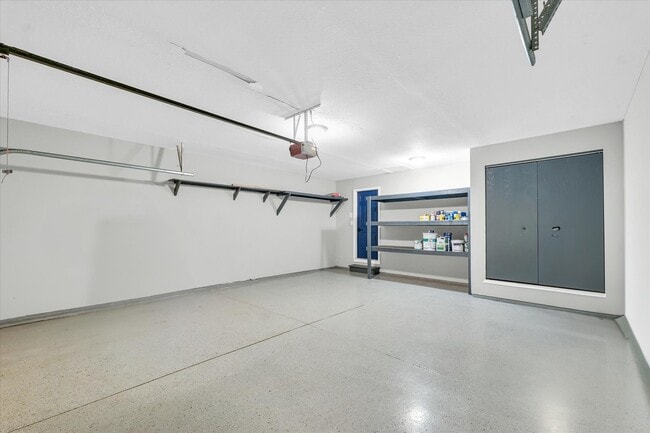 Building Photo - 405 Ridge Rd