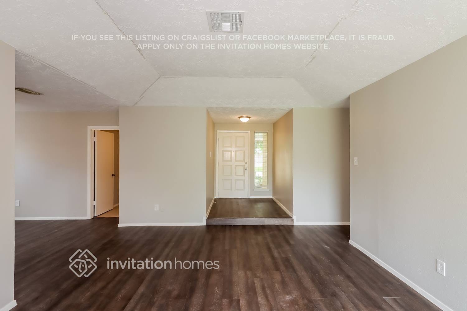Building Photo - 14307 Branchwater Ln