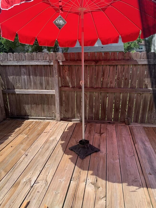 Building Photo - 2681 Tess Cir