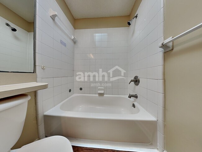 Building Photo - 2785 Eagle Haven Dr