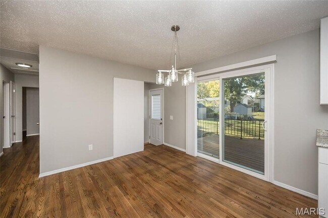 Building Photo - 1060 Kingsbrook Ln