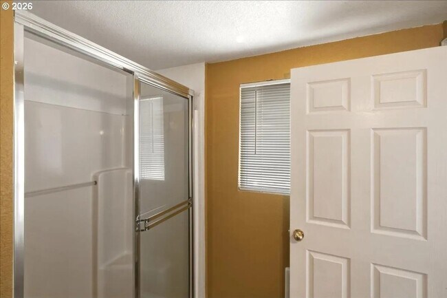 Building Photo - 1290 Riggs Hill Rd
