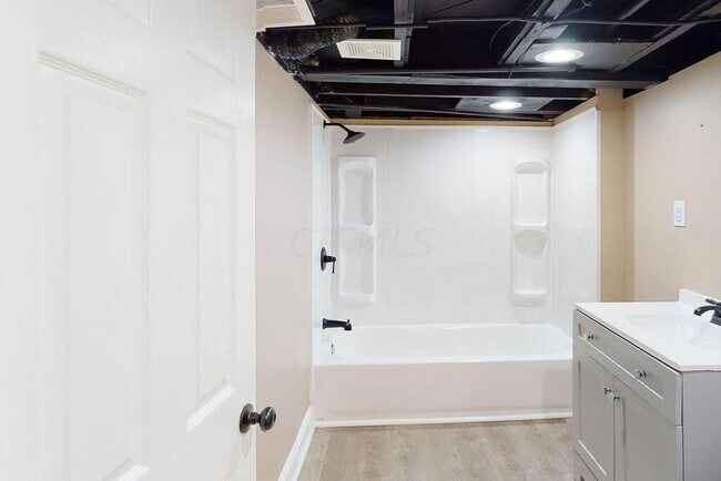 Building Photo - Half-Off 1st Month’s Rent! | Renovated 2BR Home + Bonus Room