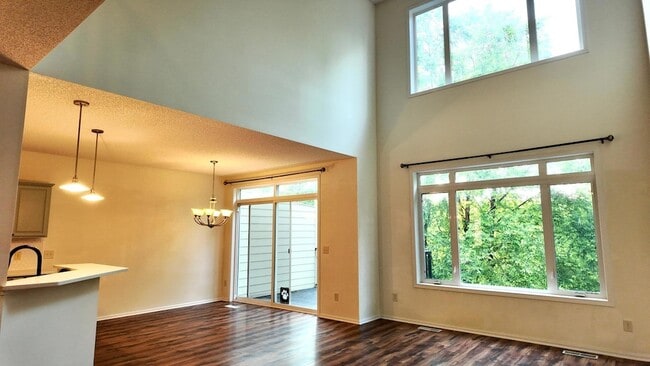 Building Photo - 3928 Raspberry Ridge Rd NW