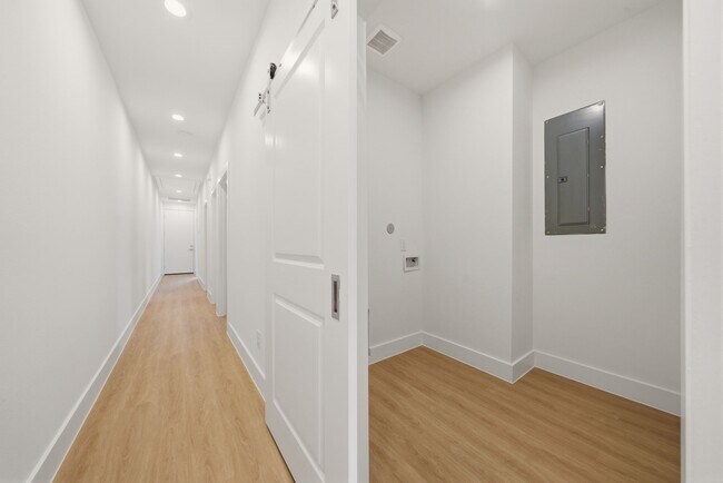 Building Photo - 6514 Luce St