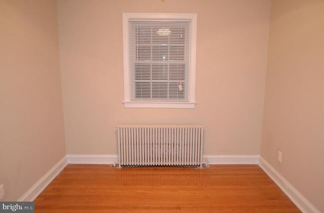 Building Photo - 206 S Courthouse Rd