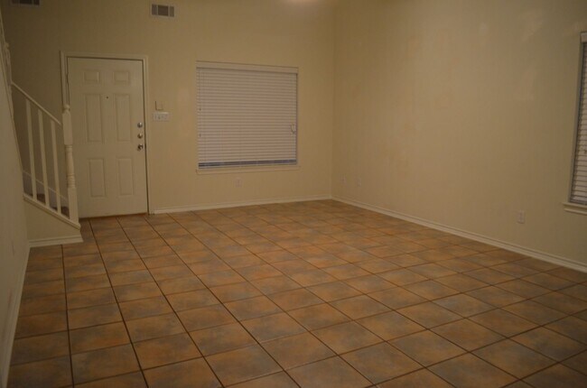 Building Photo - Available August 2026! 4 Bed/4 Bath Less t...