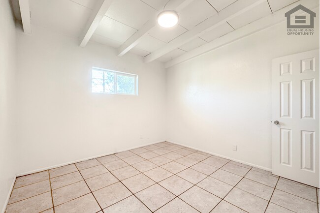 Building Photo - 2Bed/1Bath House at McDowell/32nd St! Ready for Immediate Move-In! – NO HOA!