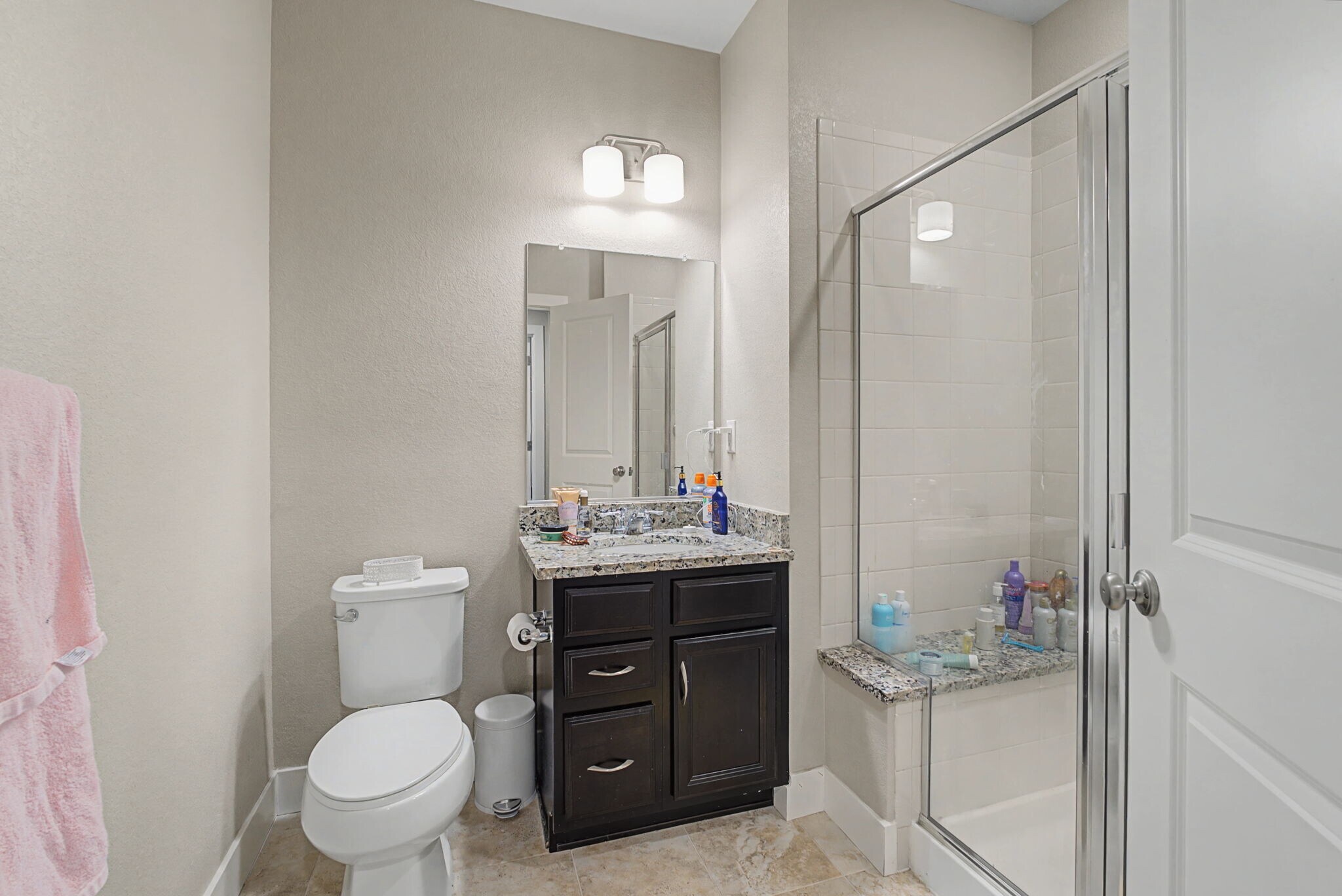 Building Photo - 2102 Summerlin Ln