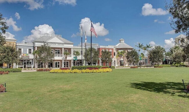 Building Photo - In the Heart of Tradition--3/2.5/2 Townhome!