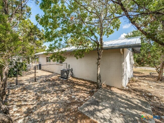 Building Photo - 1351 Spitz Kegel View Dr