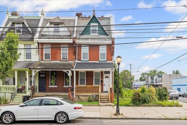 Primary Photo - 602 State St