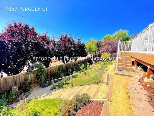 Building Photo - 4057 Pergola Ct