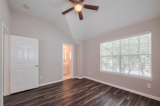 Building Photo - 4707 Brookside Ct