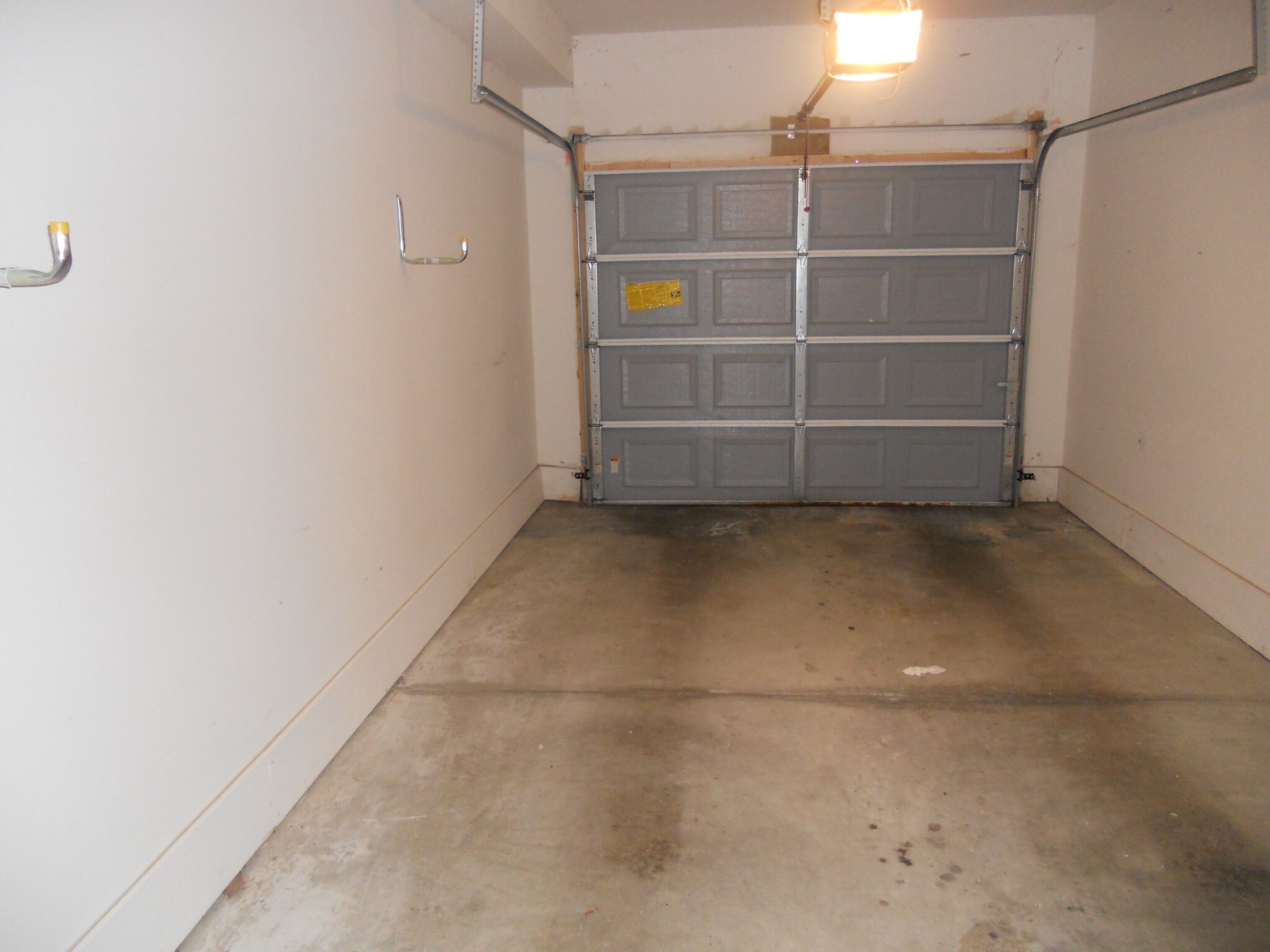 Building Photo - 8102 Addington Dr