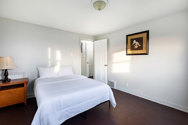 Building Photo - 1411 Brinton Rd