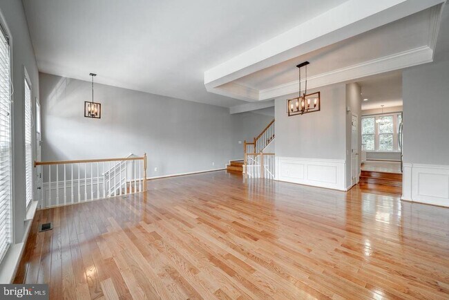 Building Photo - 6138 Manchester Park Cir