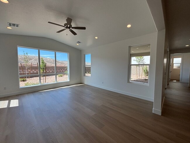 Building Photo - BRAND NEW 4 BEDROOM HOME OR RENT!