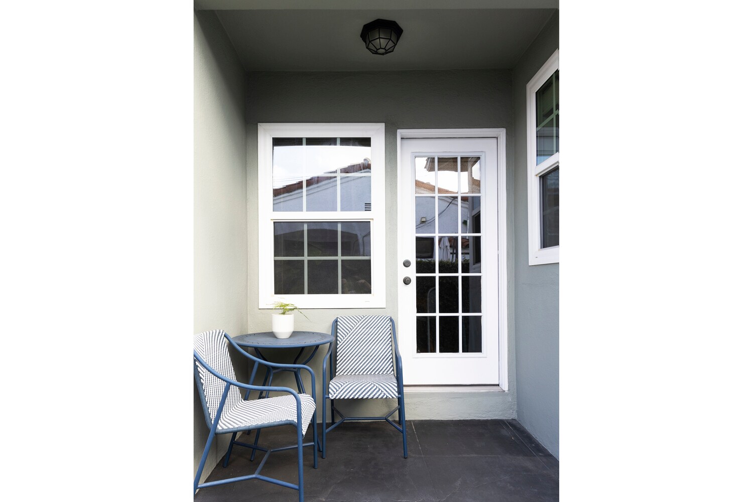 Building Photo - 1772 S Orange Grove Ave