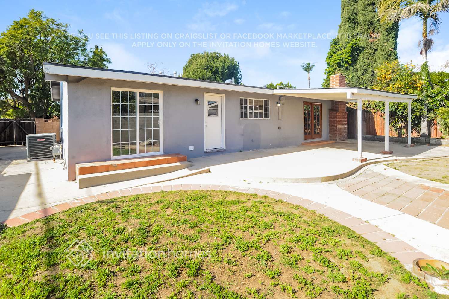 Building Photo - 8002 Crosnoe Ave